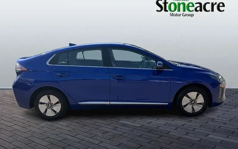 Used Hyundai Ioniq Premium 141 HP (103 kW) 2022 Blue Hatchback