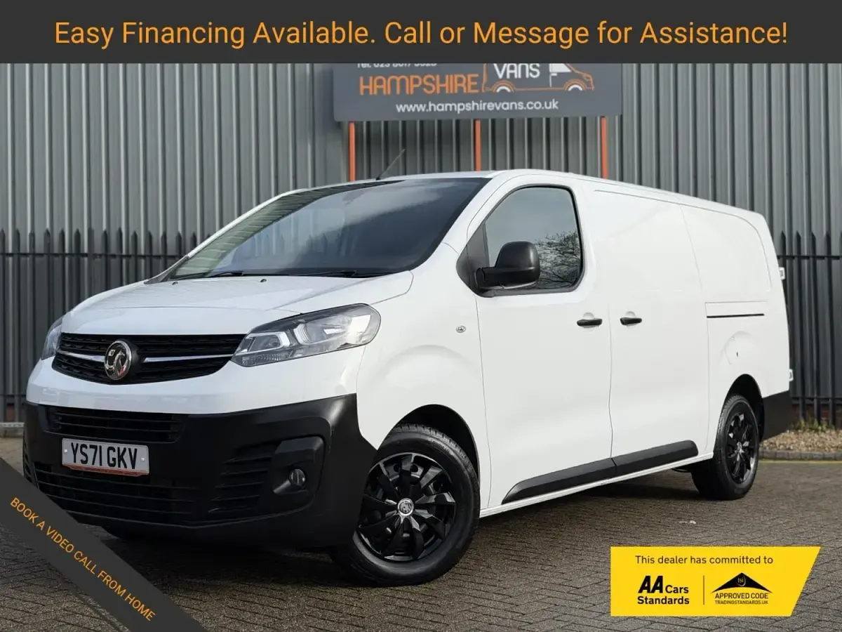 Gebraucht Vauxhall Vivaro S 145 PS (106 kW) 2021 Weiß Van / Kleinbus