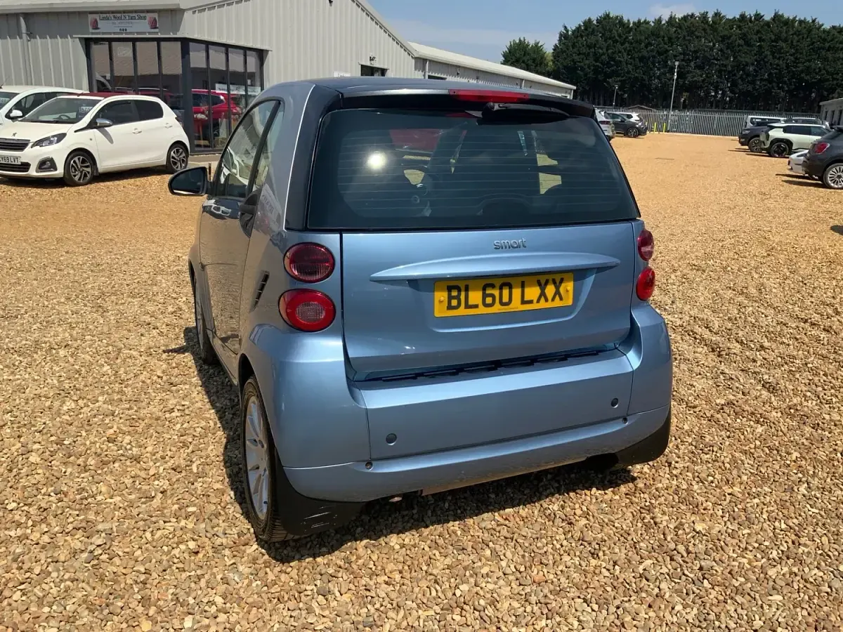 Used Smart ForTwo Coupé Passion 84 HP (61 kW) 2011 Blue Coupe