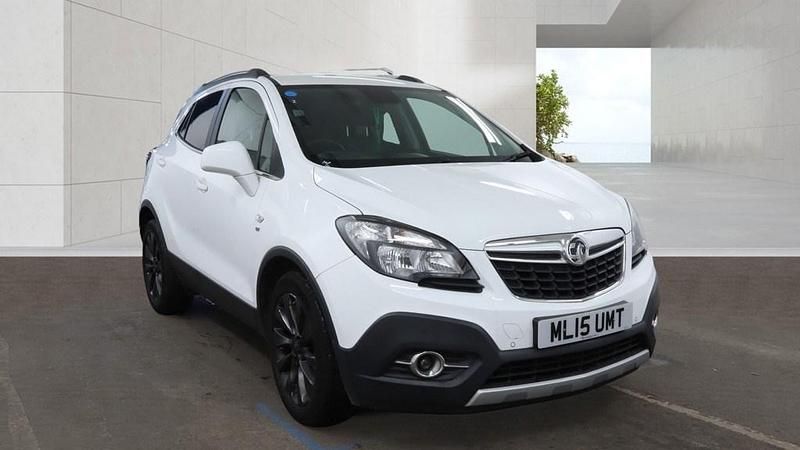 Used Vauxhall Mokka 140 HP (102 kW) 2015 White SUV