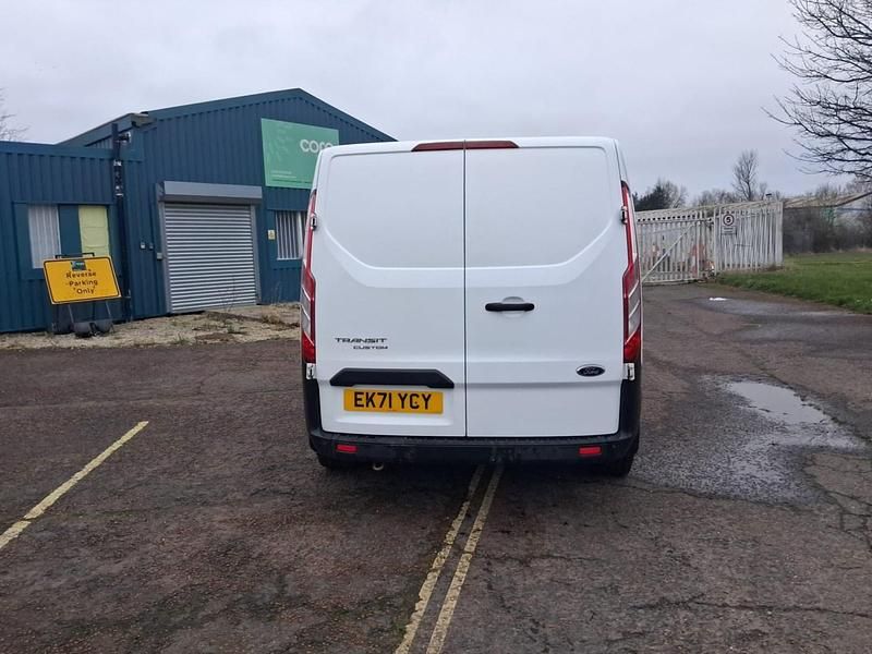 Used Ford Transit Custom 130 HP (95 kW) 2021 White Van
