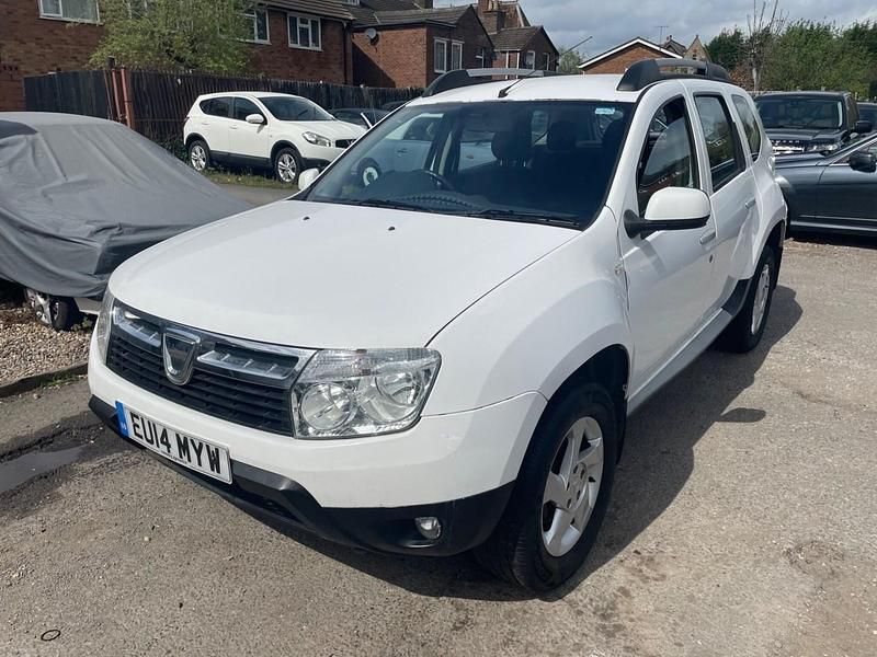 Second-hand Dacia Duster Lauréate 110 CP (80 kW) 2014 Alb SUV
