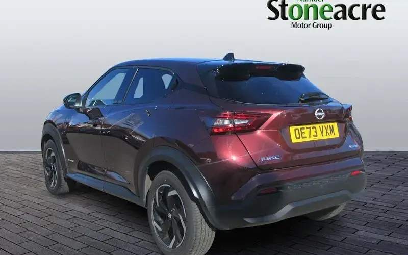 Used Nissan Juke N-Connecta 143 HP (105 kW) 2025 Red SUV