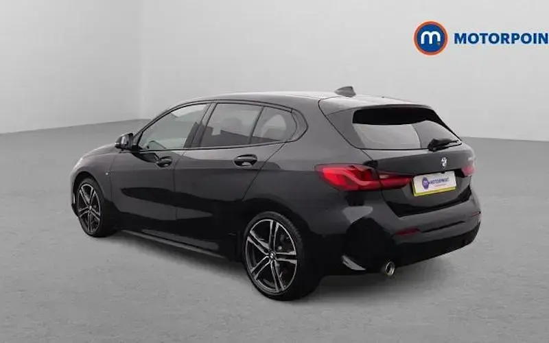 Used BMW 118 M Sport 136 HP (100 kW) 2023 Black Hatchback