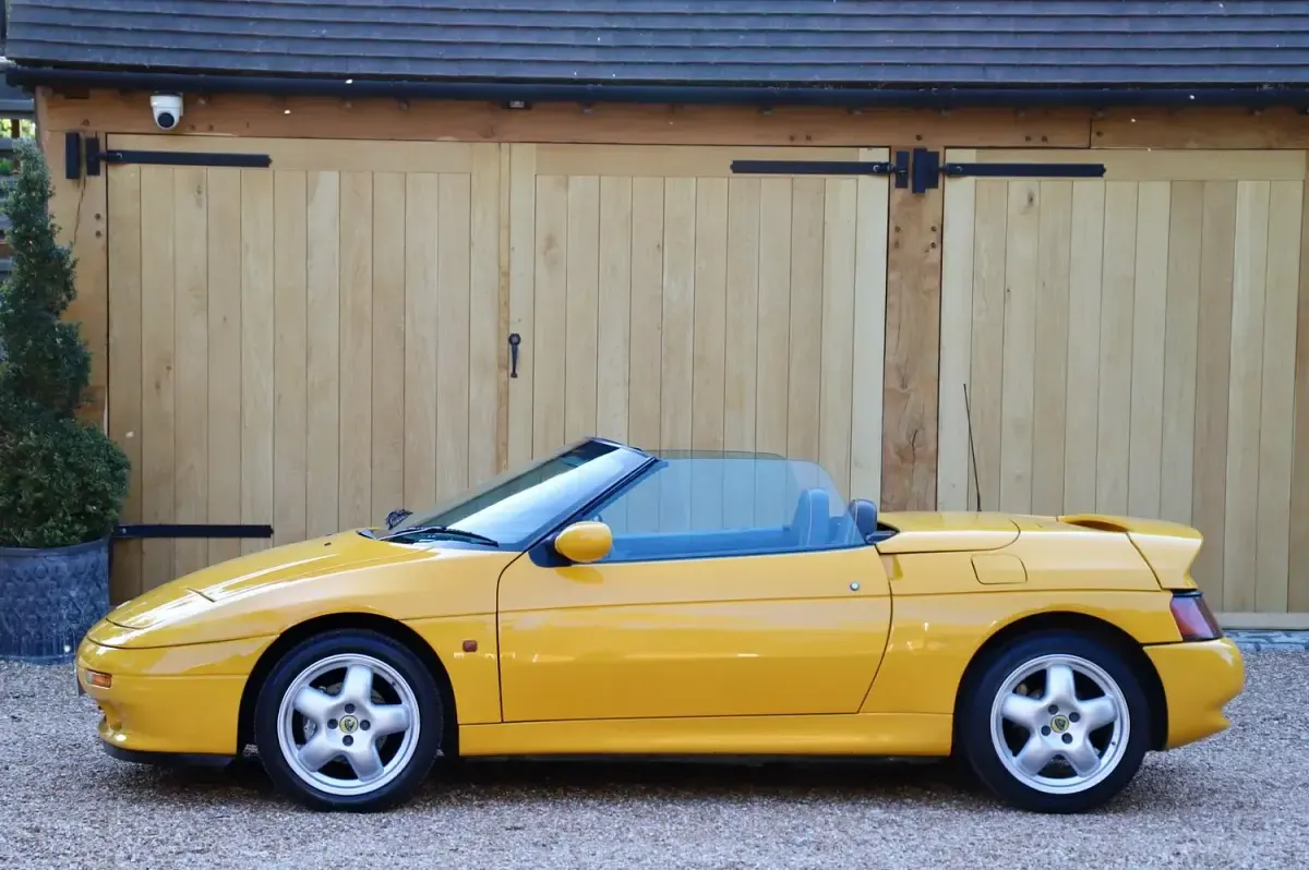 Used Lotus Elan 1995 Yellow Cabriolet