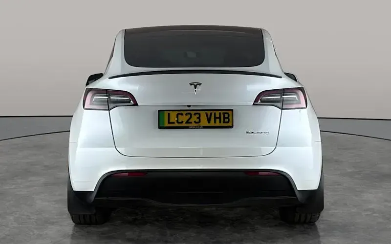 Used Tesla Model Y Performance 392 kW (534 HP) 2023 White SUV