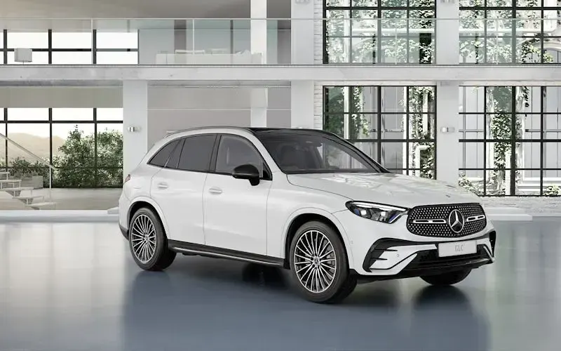 Used Mercedes GLC300 AMG Line Premium Plus 258 HP (189 kW) 2025 SUV