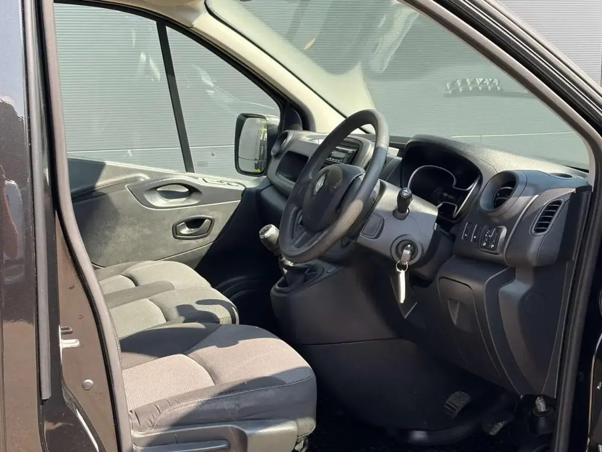 Usado Renault Trafic Business 2021 Preto