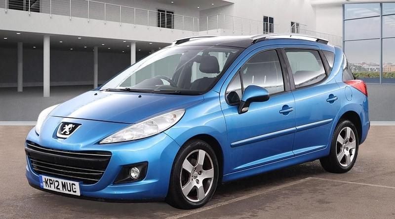 Used Peugeot 207 Allure 120 HP (88 kW) 2012 Blue Estate