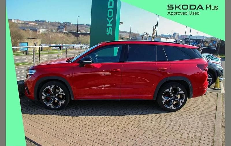 Used Skoda Kodiaq vRS 261 HP (191 kW) 2025 Velvet red metallic SUV