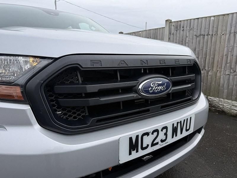 Used Ford Ranger XL 168 HP (123 kW) 2023 Moondust silver (metallic paint) Pickup