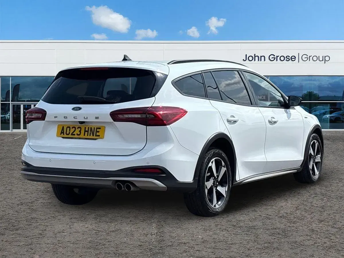 Used Ford Focus Active 2023 White Estate