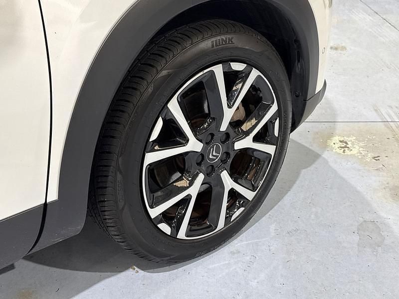 Used Citroën C5 Shine 2022 White Hatchback