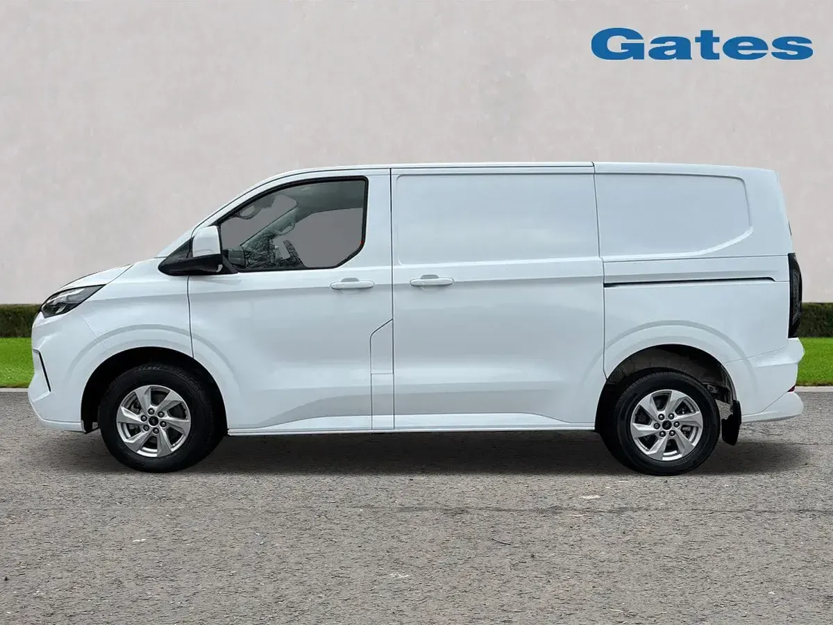 Usado Ford Transit Custom Limited 136 CV (100 kW) 2025 Blanco Van