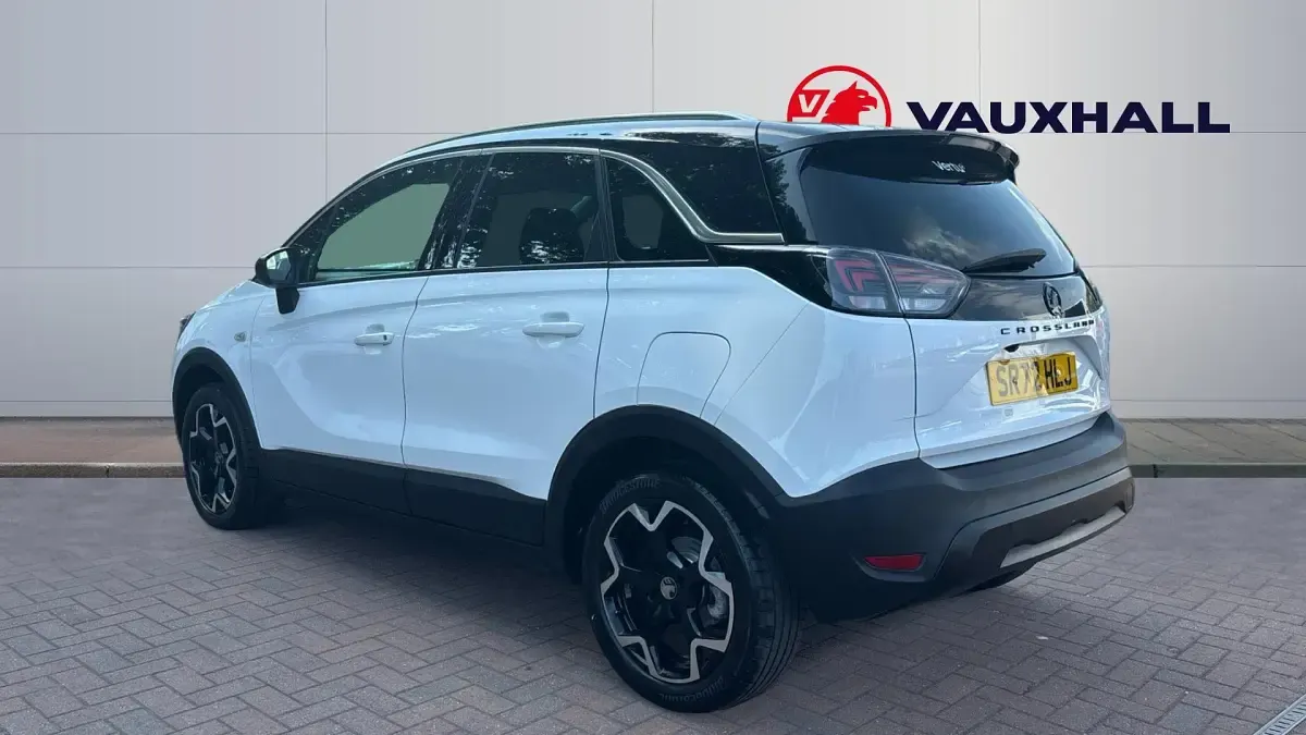 Used Vauxhall Crossland Ultimate 110 HP (80 kW) 2023 White SUV