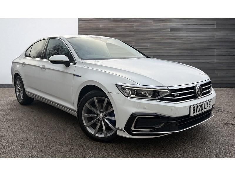 White Used 2020 VW Passat Advance Sedan | £15,999 (Fair price) - Image 1/4