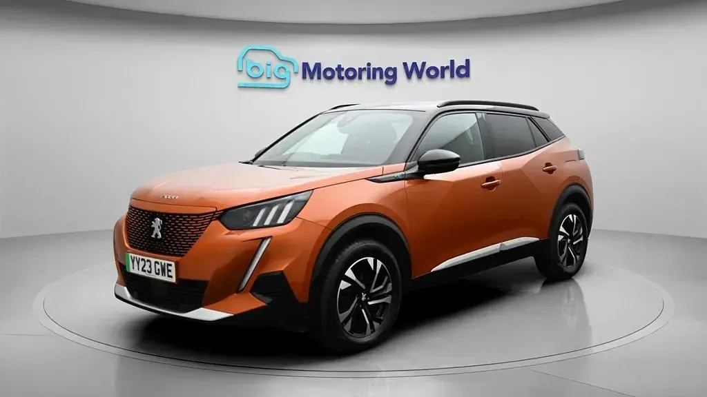 Second-hand Peugeot e-2008 GT 100 kW (136 CP) 2023 SUV
