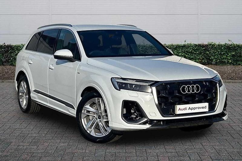 Used Audi Q7 S-Line 2025 Glacier white metallic SUV