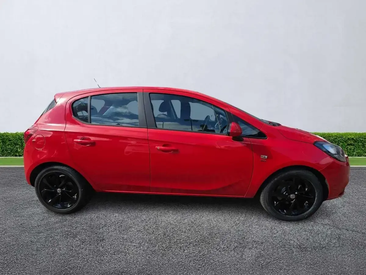 Used Vauxhall Corsa 90 HP (66 kW) 2015 Red Hatchback