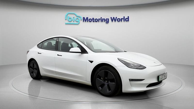 Used 2021 Tesla Model 3 Sedan | £19,300 (Fair price) - Image 1/4
