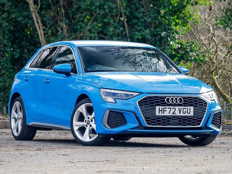 Used Audi A3 Comfort 110 HP (80 kW) 2022 Blue Sedan