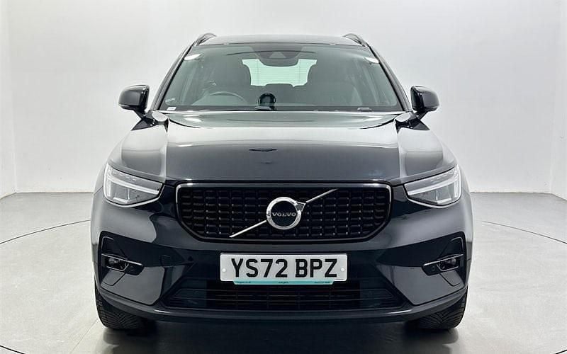 Usado Volvo XC40 Plus 211 HP (155 kW) 2023 Preto SUV