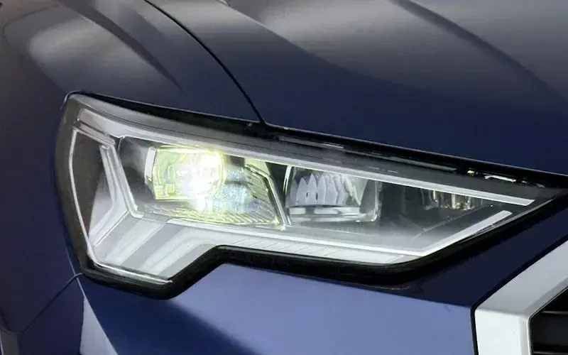 Used Audi Q3 S-Line 150 HP (110 kW) 2023 Blue SUV