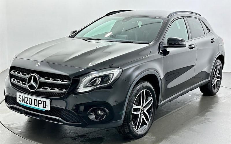 Used Mercedes GLA180 Urban 122 HP (89 kW) 2020 Black SUV