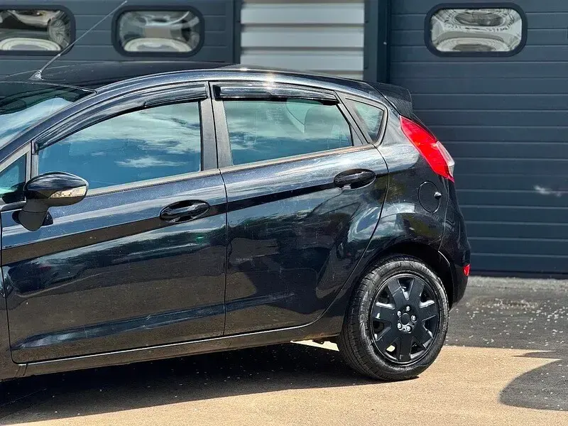 Used Ford Fiesta Style 82 HP (60 kW) 2013 Black Hatchback