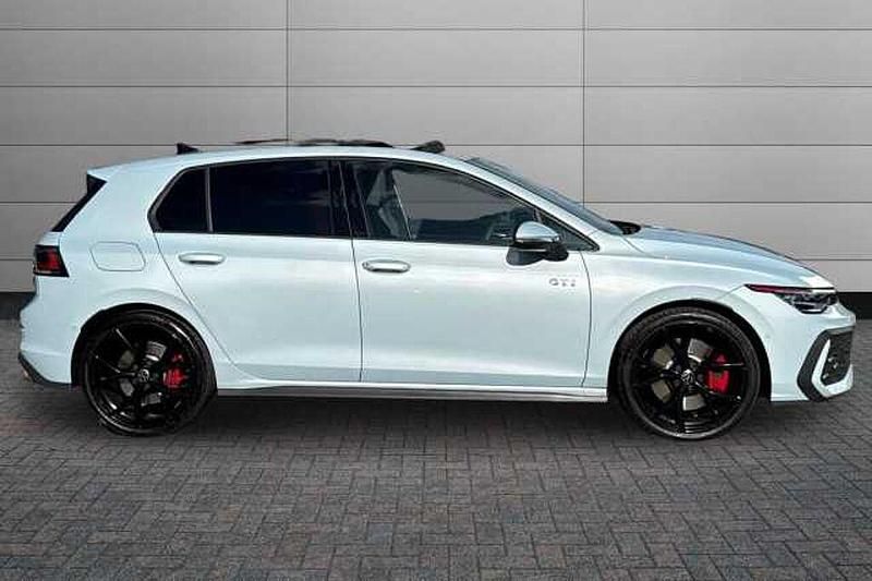 Used VW Golf VIII GTI 265 HP (194 kW) 2025 Tba Hatchback
