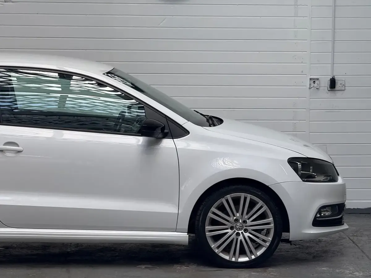 Used VW Polo BlueGT 2017 White Hatchback