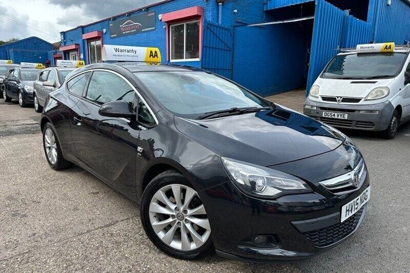 Black Used 2015 Vauxhall Astra GTC SRi Coupe | £2,995 (Fair price) - Image 1/1