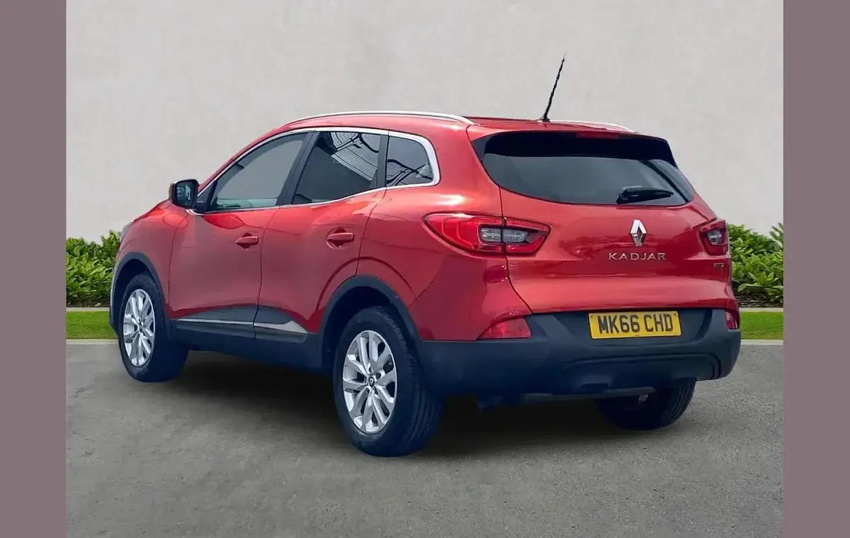 Used Renault Kadjar Dynamique 110 HP (80 kW) 2016 Red SUV