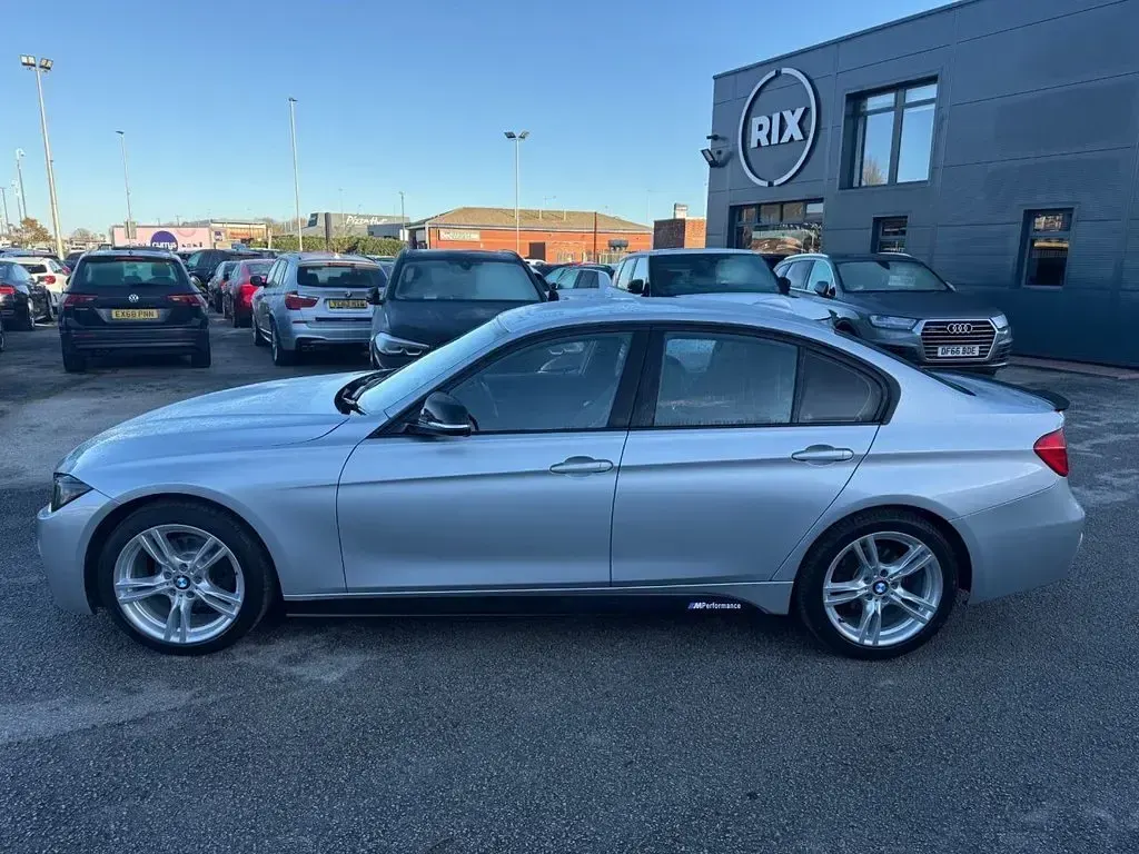 Used BMW 318 M Sport 143 HP (105 kW) 2013 Silver Sedan
