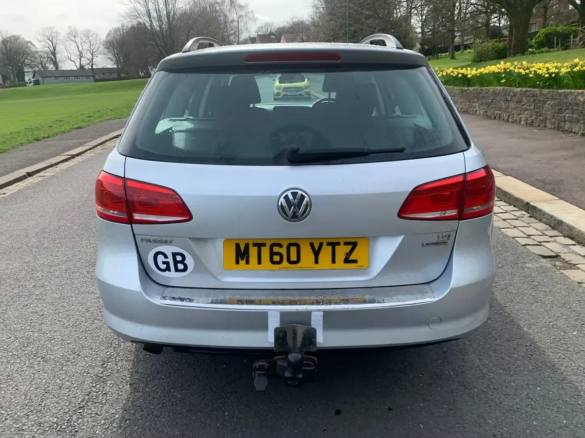 Used VW Passat S 105 HP (77 kW) 2011 Silver Estate