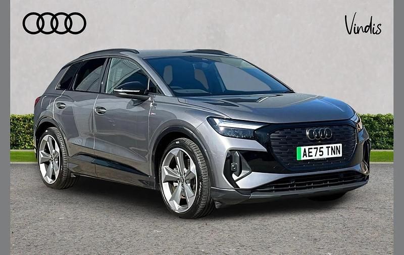 Used Audi Q4 e-tron Black Edition 206 kW (281 HP) 2025 Grey SUV