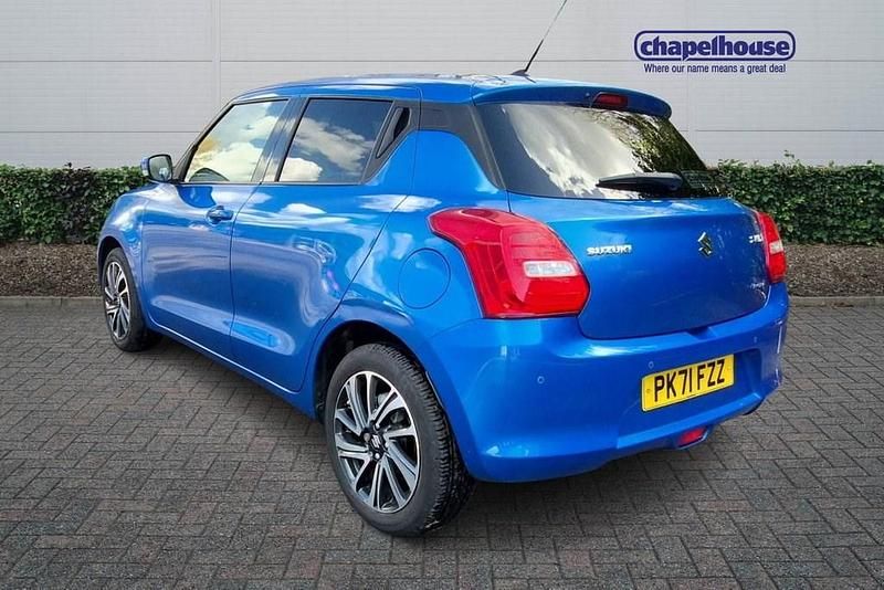 Usado Suzuki Swift SZ5 83 HP (61 kW) 2021 Azul Citadino