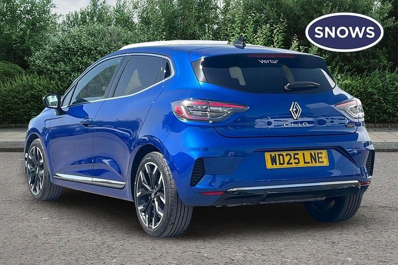 Used Renault Clio V Techno 143 HP (105 kW) 2025 Blue