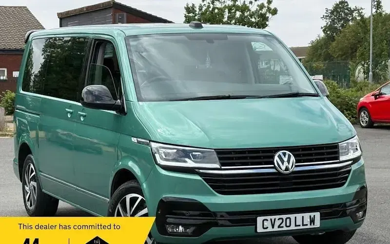 Used VW Caravelle Executive 199 HP (146 kW) 2020 Van