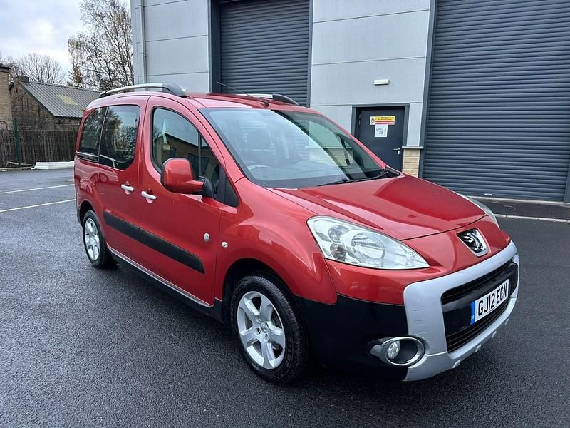Red Used 2012 Peugeot Partner Tepee Outdoor MPV | £4,500 (Good price) - Image 1/4