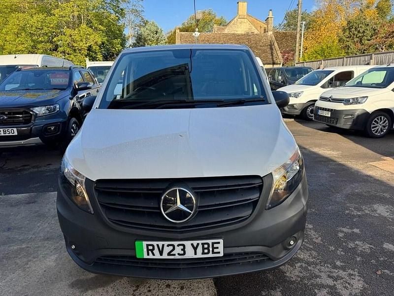 Used Mercedes e-Vito Progressive 85 kW (116 HP) 2023 White MPV