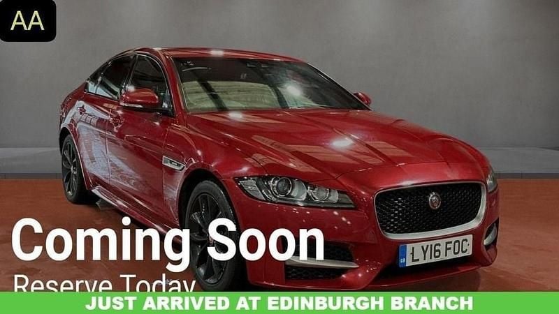Used Jaguar XF R-Sport 180 HP (132 kW) 2016 Red Sedan