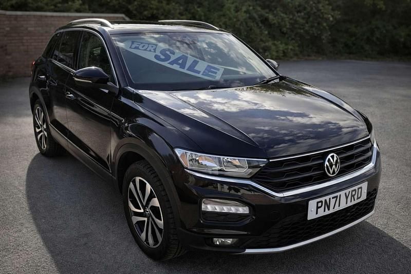 Used VW T-Roc Active 150 HP (110 kW) 2021 Black SUV