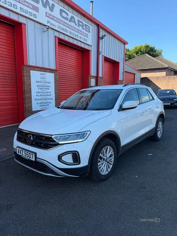 Used VW T-Roc Life 2023 White SUV