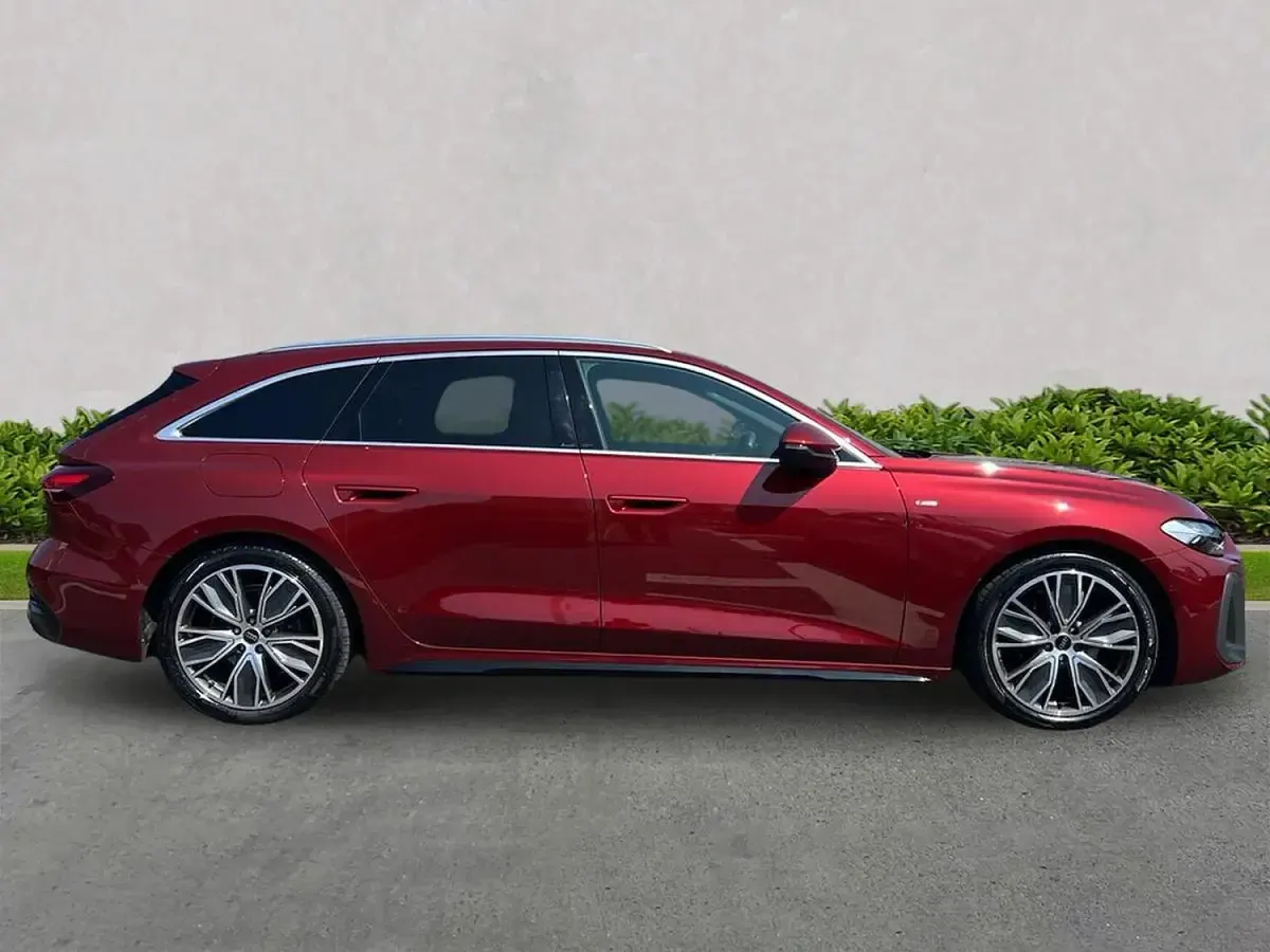 Used Audi A5 S-Line 150 HP (110 kW) 2025 Red Estate