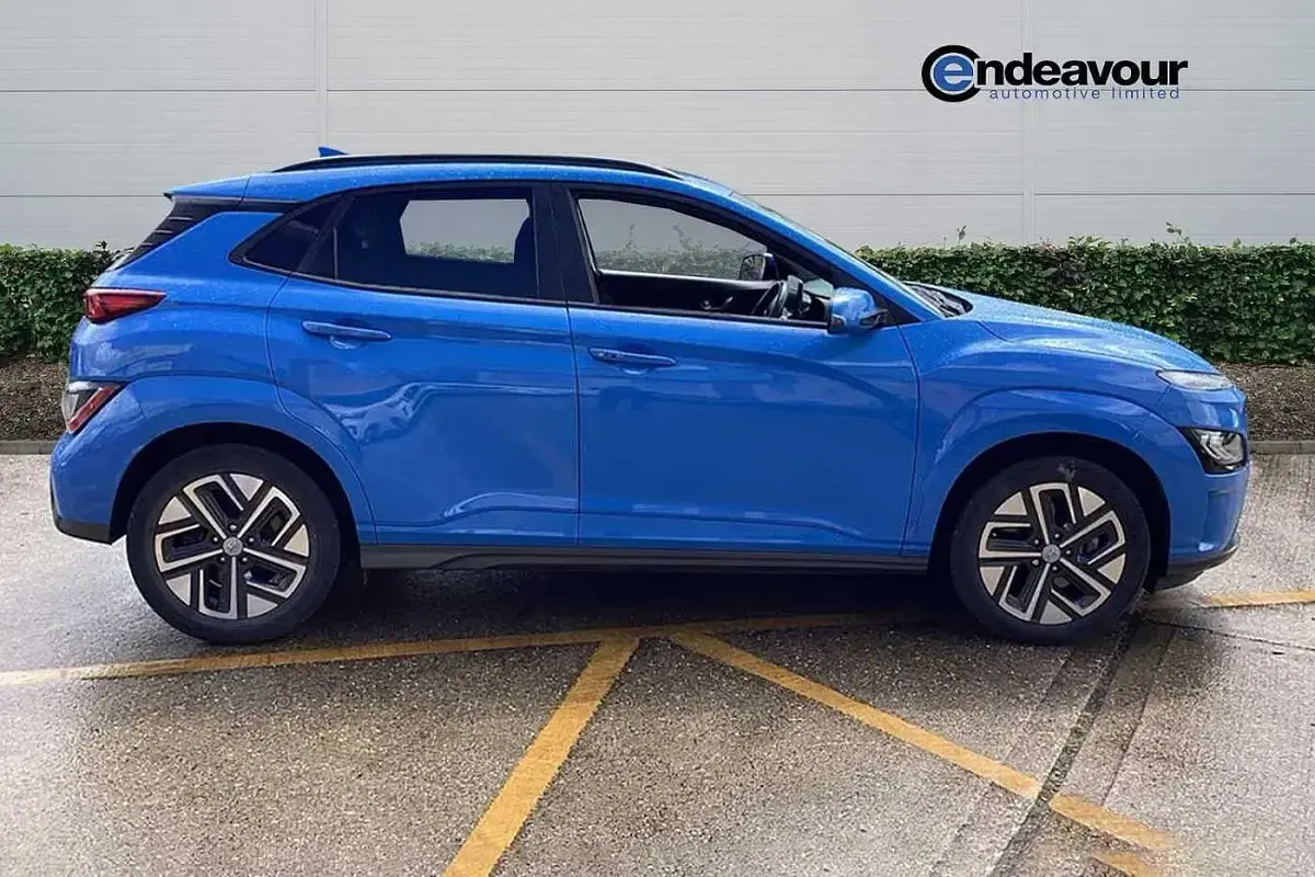 Used Hyundai Kona Premium 150 kW (204 HP) 2021 Blue SUV