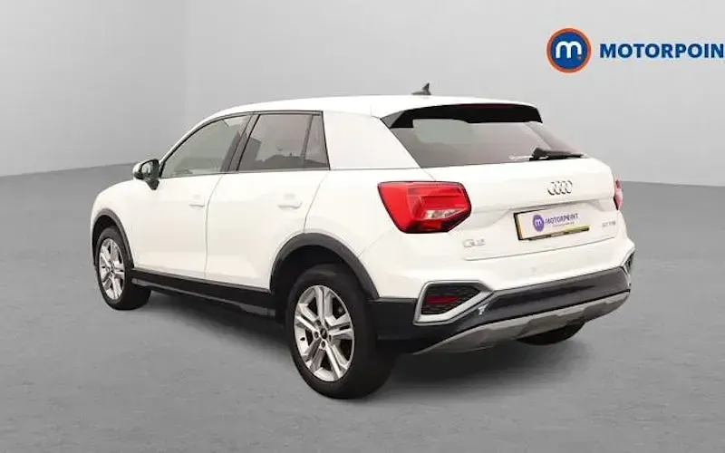 Usado Audi Q2 Sport 110 HP (80 kW) 2024 SUV
