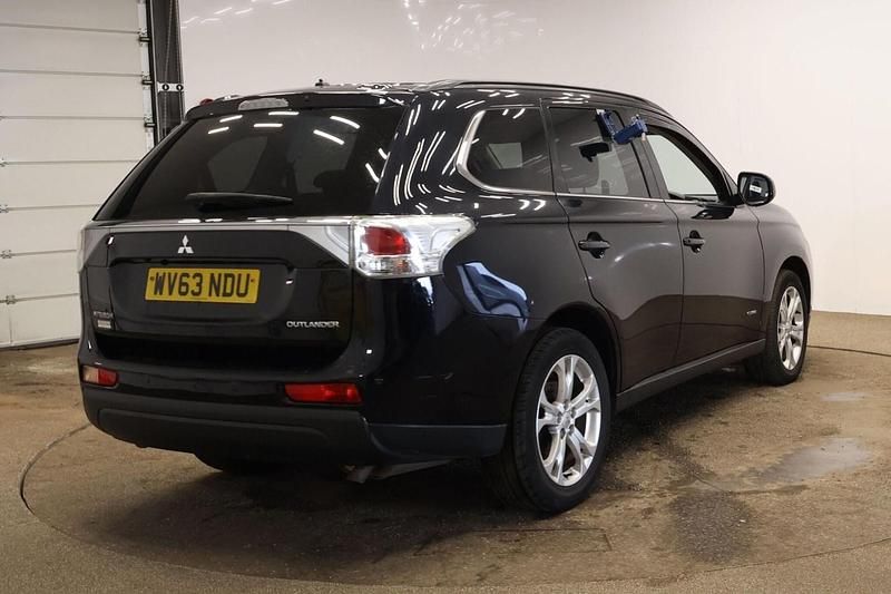 Used Mitsubishi Outlander 2013 Black SUV