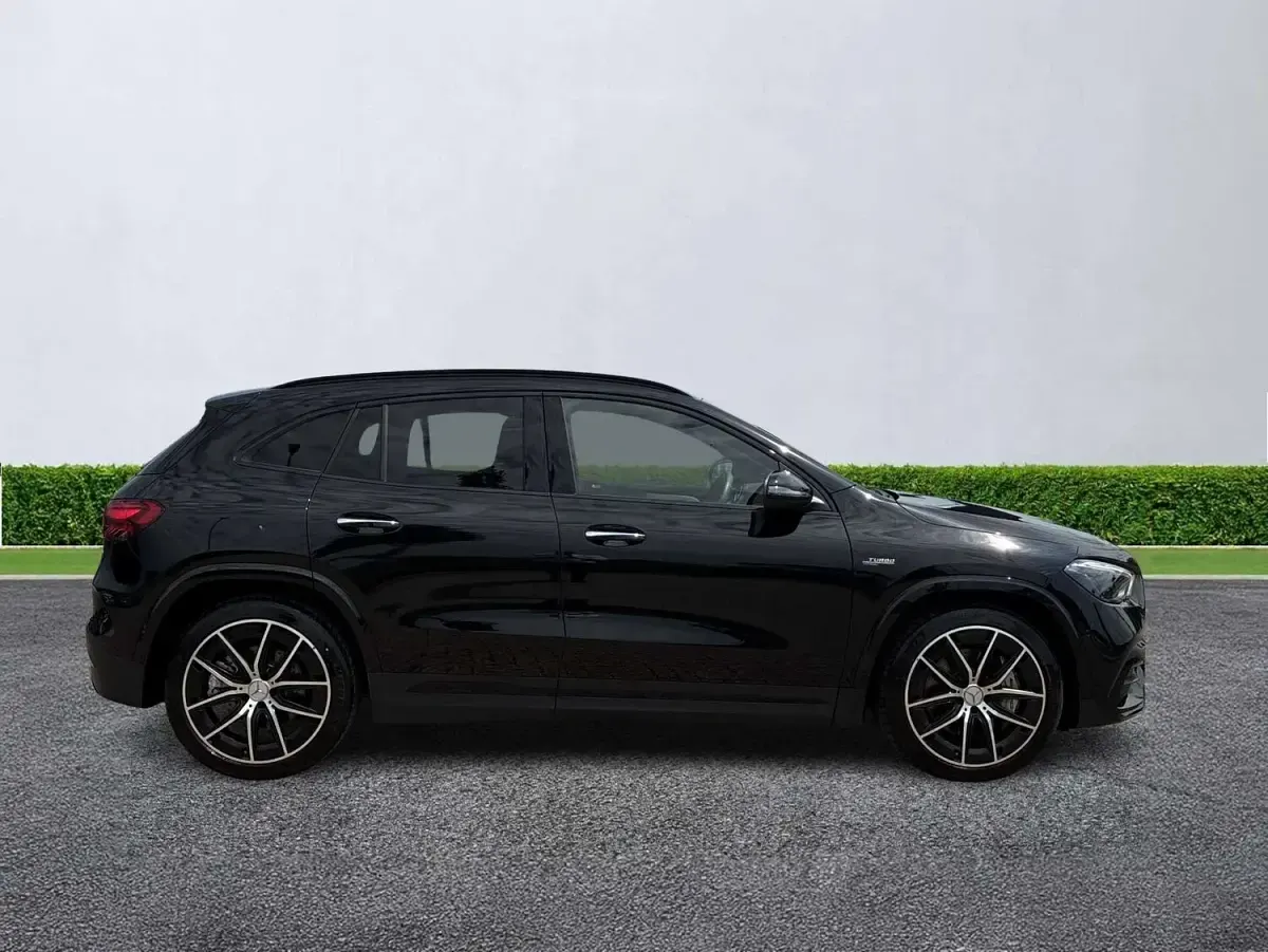 Used Mercedes GLA35 AMG Premium 302 HP (222 kW) 2025 Black SUV