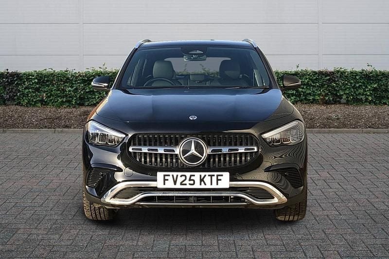 Used Mercedes GLA180 Sport Edition 136 HP (100 kW) 2025 Black SUV